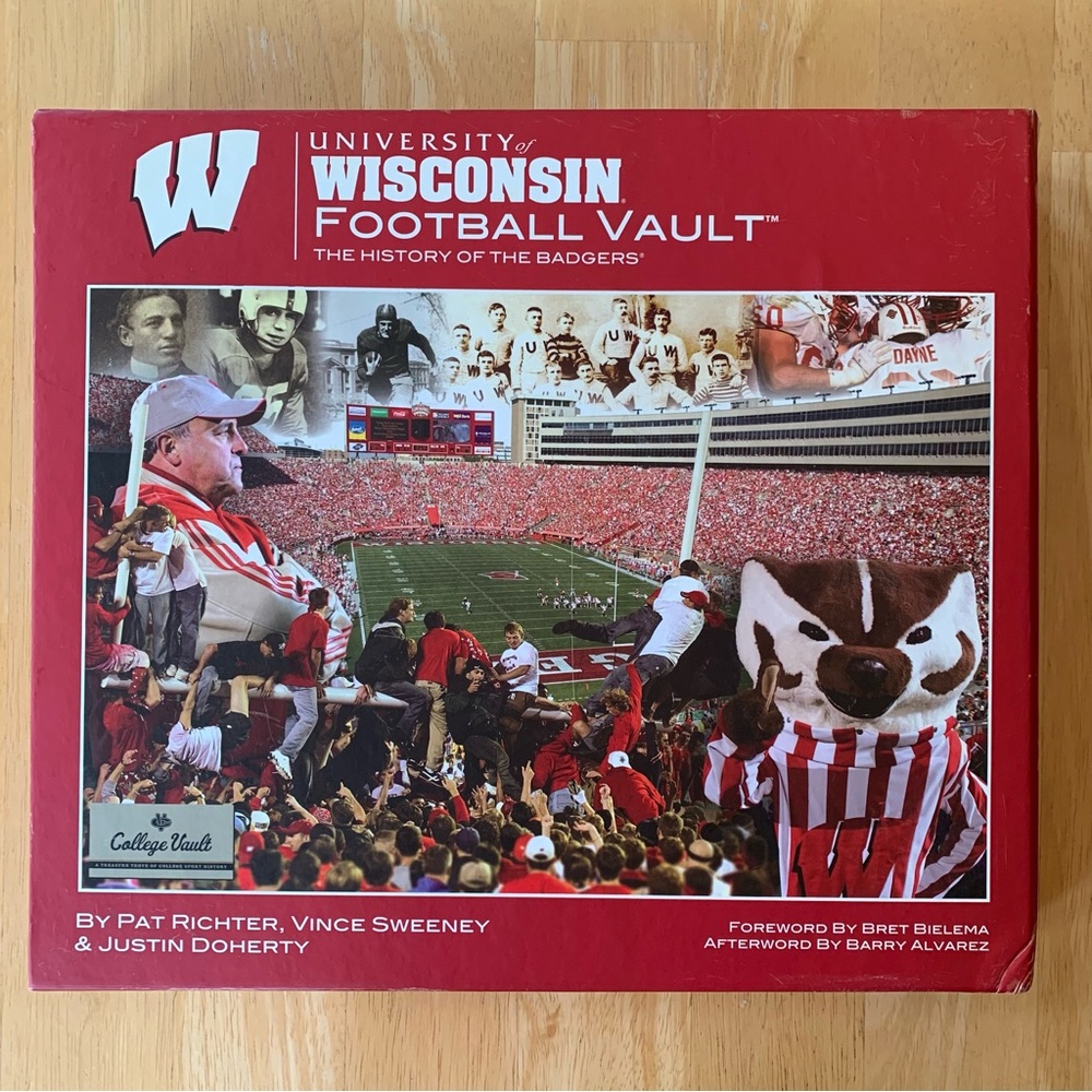 Wisconsin Badgers History Vault Book
